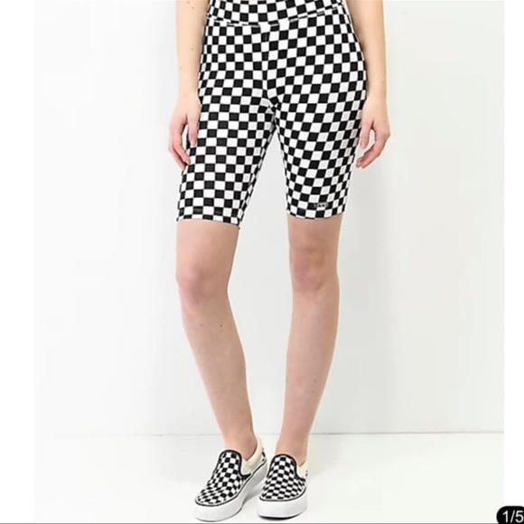 Vans legging shorts in black & white checkerboard - Picture 3 of 12